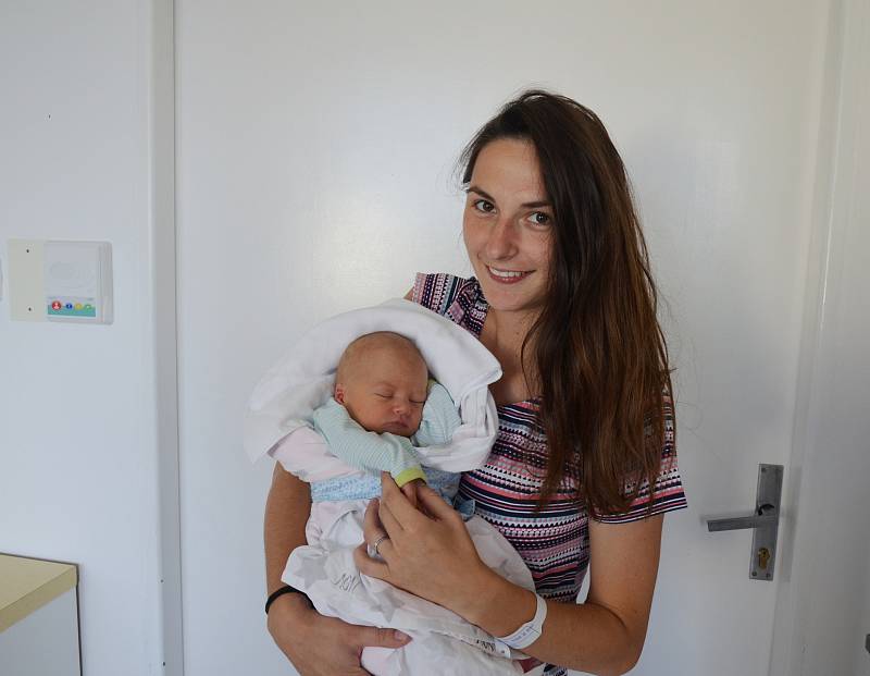 Benjamín Doleček z Horních Novosedel. Prvorozený syn Tiny Soldátové a Martina Dolečka se narodil 5. 8. 2020 v 5.31 hodin. Při narození vážil 3150 g a měřil 50 cm.