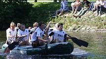 Na slepém rameni Malše se uskutečnil třetí ročník sportovní soutěže  Raftové primátorky. Na vodě se utkali studenti budějovických gymnázií.