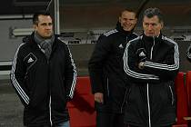 Martin Vozábal (vlevo) a Luboš Urban (vpravo) v Plzni příliš důvodů k úsměvům neměli, jak tomu bude v sobotu doma proti Brnu?