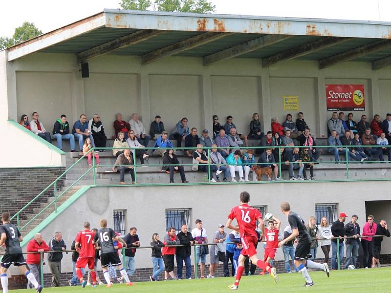 Pěkná návštěva. Olešník ve šlágru I.A třídy vyhrál nad Týnem 3:0 a posunul se před Olympii na druhé místo.