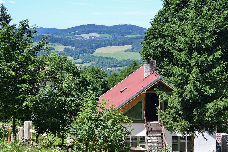 Dobré konopí svět obletí: Odstartovalo v Sušici, mezipřístalo v Budějicích i Praze, nechte se také unést.