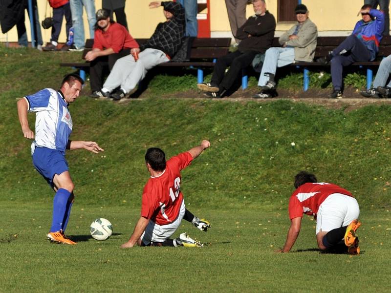 Vedoucí Rudolfov B prodloužil svou podzimní neporazitelnost, doma remizoval s Olešnicí 3:3.  