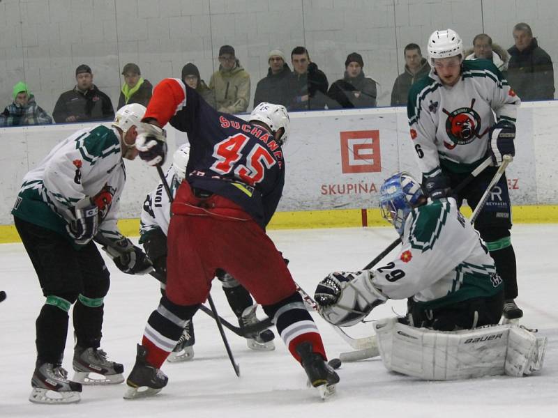 HC David servis  doma porazil Č. Krumlov 3:2 a srovnal stav semifinále na 1:1 na zápasy. 