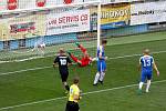 Fotbalisté Dynama do nedělního utkání s posledními Vítkovicemi šli jako jasný favorit a tuto roli také splnili. Dynamo porazilo Vítkovice 6:0.