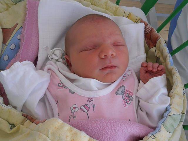 Prvorozená Edita Herbergerová se narodila ve 4 hodiny a 48 minut v úterý 27. srpna 2013. Po narození vážila krásných 3,50 kilogramu. Šťastnými rodiči jsou Lenka Wallerthová a David Herberger.