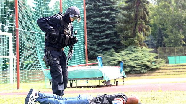 Soutěž v součinnosti prvosledových policejních hlídek spolu se záchrannou službou. Za Jihočeský kraj soutěžily dvě hlídky a umístily se na sedmém a osmém místě.