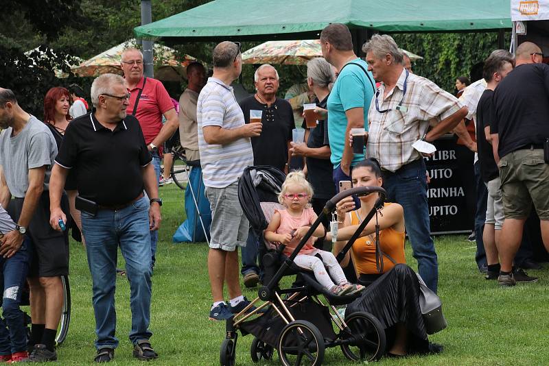 Festival malých pivovarů na Sokolské louce v Českých Budějovicích