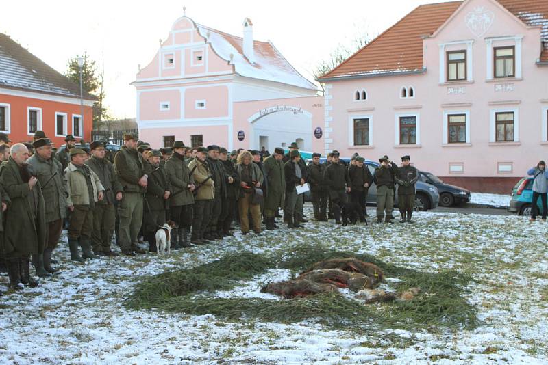 Poslední leč myslivců v roce 2000. Foto: Deník/Jaroslav Sýbek