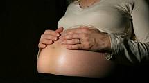 Ilustrační foto těhotenství a porod.