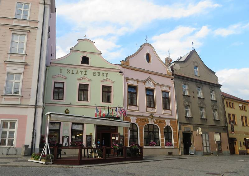 Hotel U zlaté husy v Jindřichově Hradci. Ilustrační foto.