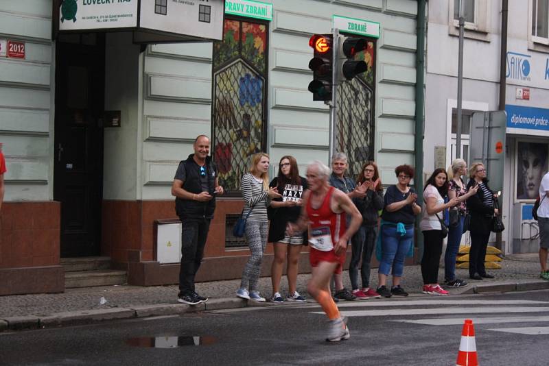 Závodníci Mattoni 1/2Maratonu 2016 v Českých Budějovicích.