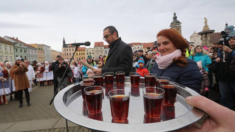 Masopust na českobudějovickém náměstí.