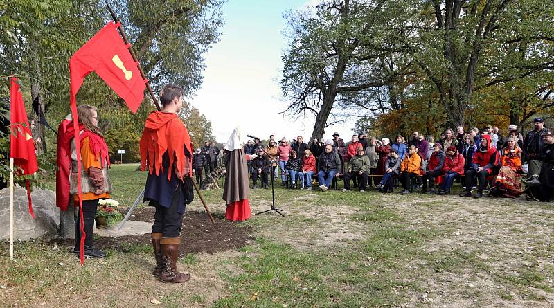 Akce Poslední boj Adamitů na Ostrově u Hamru nad Nežárkou k 600. výročí bitvy