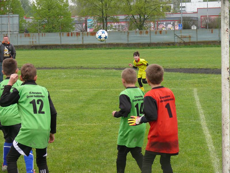 Okresní kolo fotbalového turnaje McDonald's Cup, který se hraje na téměř čtyřech tisících základních školách České republiky a stále se zapojují další