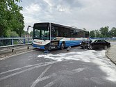 Nehoda v ulici Podskalí.