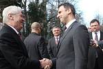 Třídenní návštěvu jižních Čech zahájil Miloš Zeman v pondělí dopoledne na krajském úřadu.