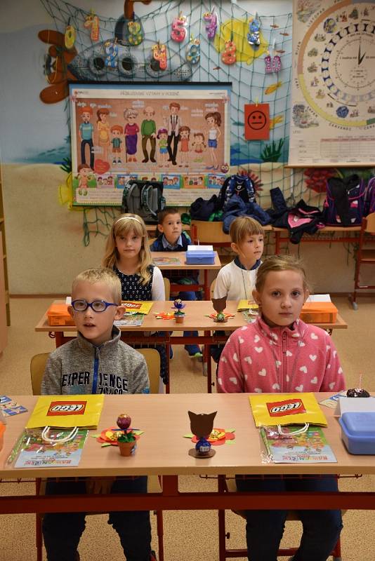 První školní den v Boršově nad Vltavou.
