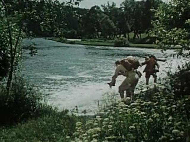 Ve filmu je zachycen splav v Dobronicích  u Bechyně.