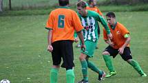 Sokol Neplachov získal ve třetí třídě cenný skalp, doma porazil Boršov 3:1.