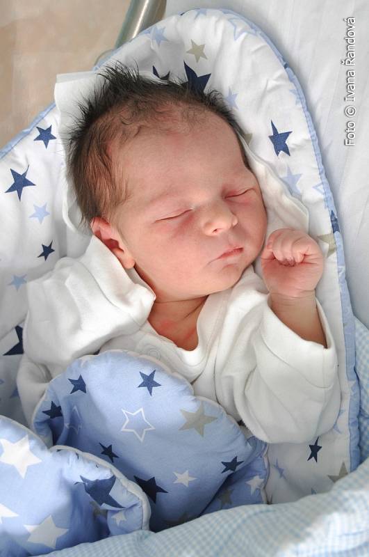 Dominik Šendera, Čkyně. Marie a Radek Šenderovi mají syna. Na svět přišel 26.4. 2022 ve 14.04 hodin, jeho porodní váha byla 3510 g. Chlapeček je prvorozený.