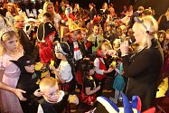 Dětský maškarní karneval v Kulturním domě Metropol v Českých Budějovicích