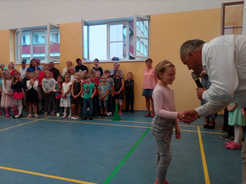 První školní den v ZŠ Borek.