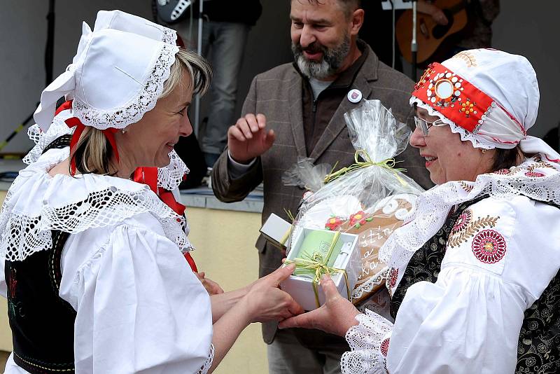 V Pištíně se konala v sobotu 4. května kulinářská přehlídka. Nechyběl ani kulturní program či zábava pro děti.