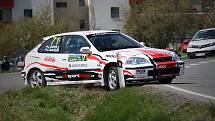 Jihočeši Jan Jinderle s Jiřím Jevickým byli druzí na Rallye Šumava