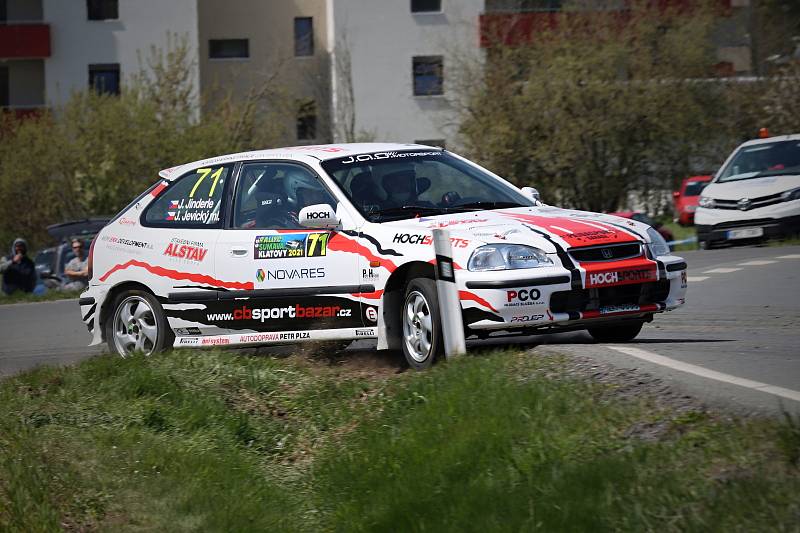 Jihočeši Jan Jinderle s Jiřím Jevickým byli druzí na Rallye Šumava