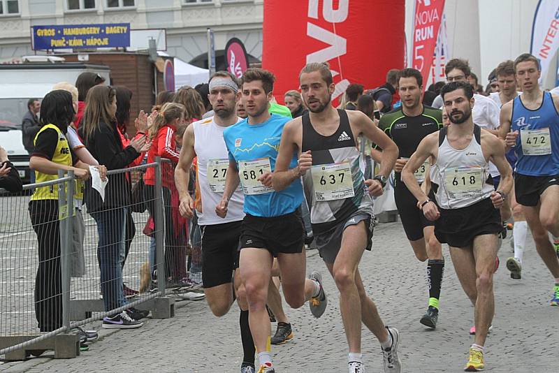 Běžecký závod RunTour přilákal do Českých Budějovic tisíce běžců.