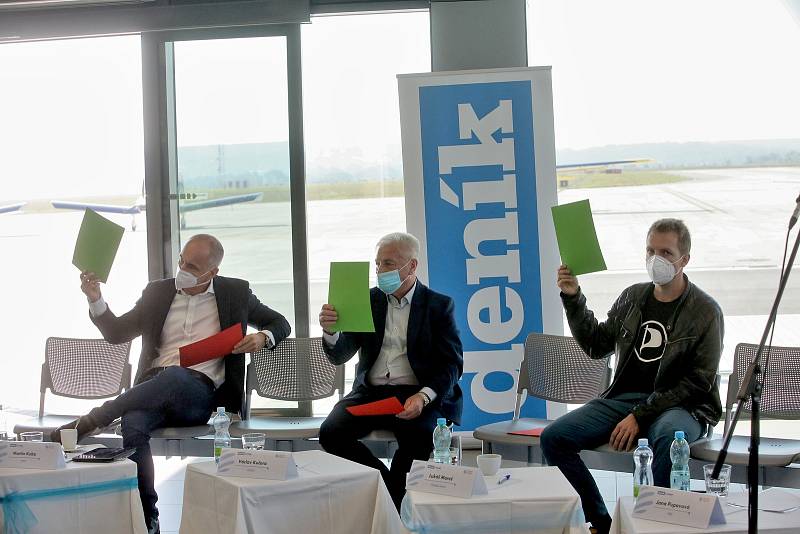 Předvolební debata Deníku tentokrát z českobudějovického letiště.