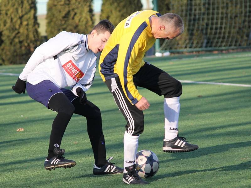 Fotbalisté Hluboké podlehli na domácí Zimní lize Čížové 1:2. 