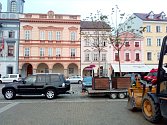 Před zimou byly odvezeny stromy z českobudějovického náměstí Přemysla Otakara II.