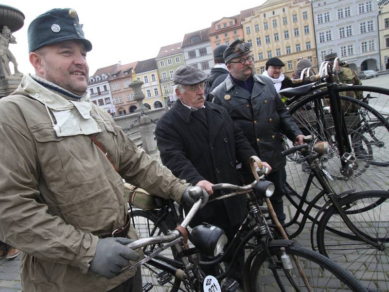 Na velikonoční jízdu vyrazili členové spolku Podšumavan.