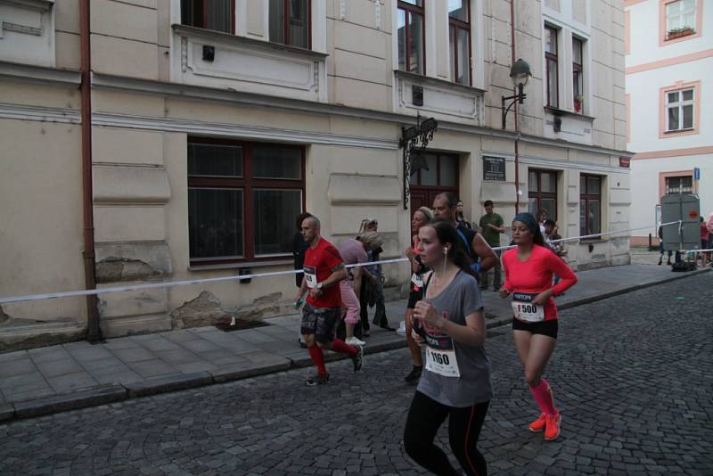 Závodníci Mattoni 1/2Maratonu 2016 v Českých Budějovicích.