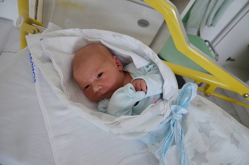 Vítek Švec z Lažánek. Prvorozený syn Jany Stachové a Václava Švece se narodil 15. 8. 2020 v 8.26 hodin. Při narození vážil 3780 g a měřil 52 cm.
