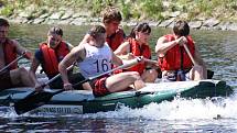 Na slepém rameni Malše se uskutečnil třetí ročník sportovní soutěže  Raftové primátorky. Na vodě se utkali studenti budějovických gymnázií.