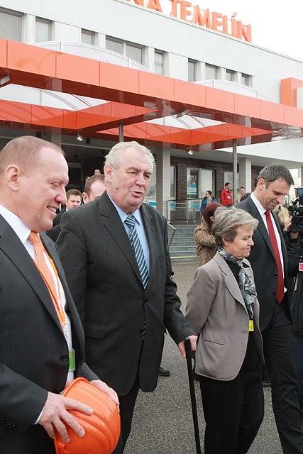 Miloš Zeman se zastavil v jaderné elektrárně Temelín.