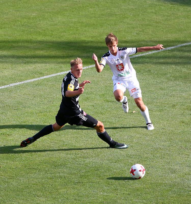 Dynamo České Budějovice - FC Hradec Králové.