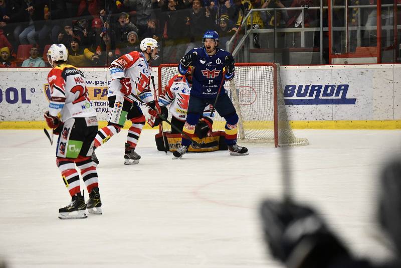 Čtvrtfinále play off hokejové extraligy: Motor ČB - Pardubice