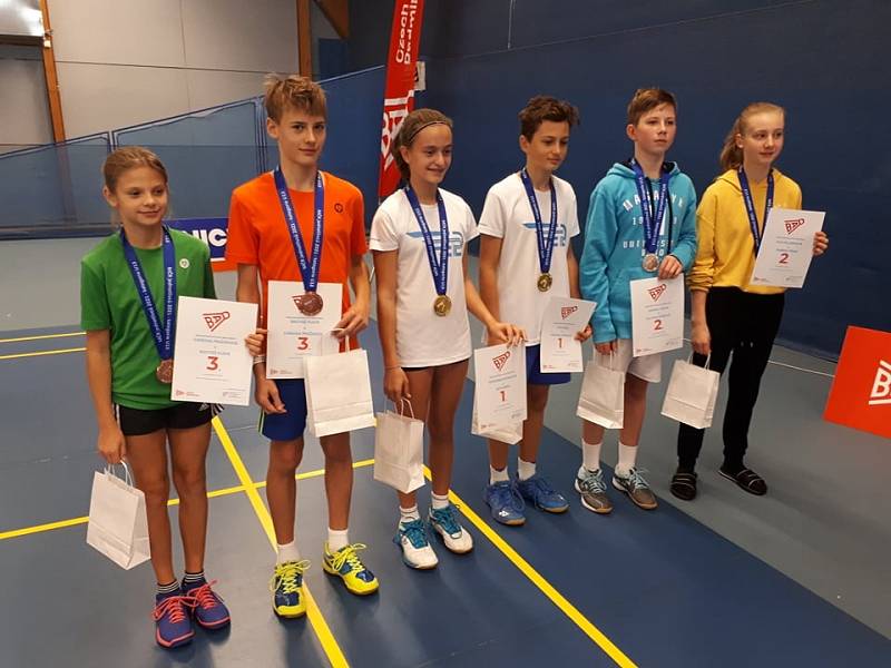 Jihočeši se úspěšně zúčastnili MČR v badmintonu