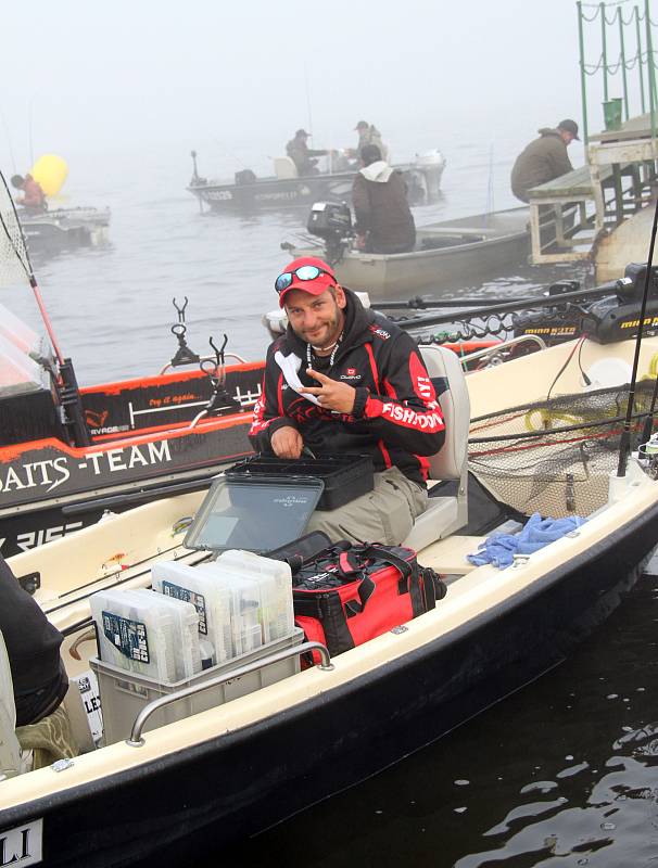 Jeden z největších a nejprestižnějších evropských závodů v lovu dravců z lodi Lake Trophy 2016 se konal od čtvrtka do soboty na Lipně.