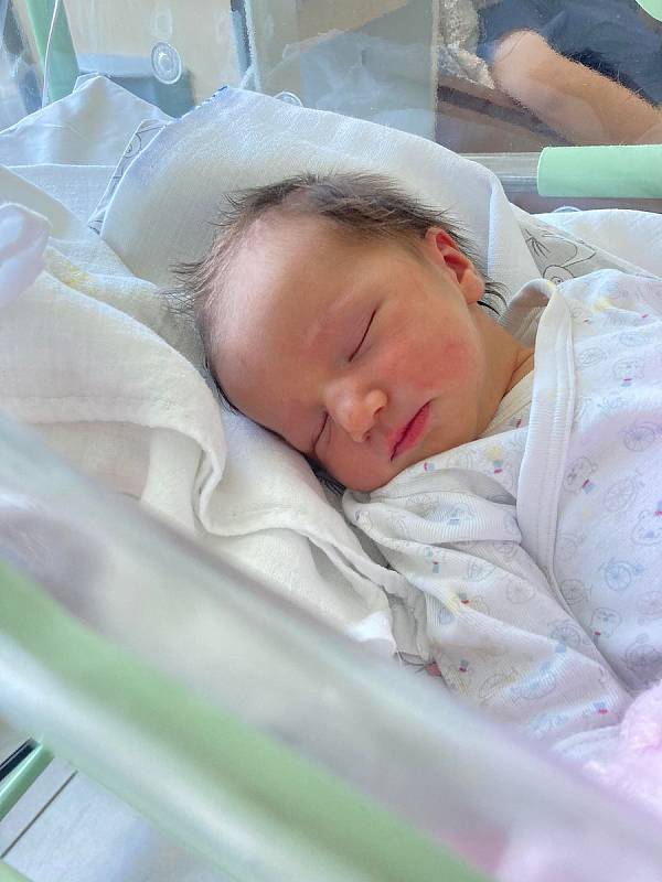 Marie Vetráková, Prachatice. Dcera Michaely a Jiřího Vetrákových se narodila 15. 7. 2022 v 8.45 hodin. Při narození vážila 3200 g a měřila 48 cm.