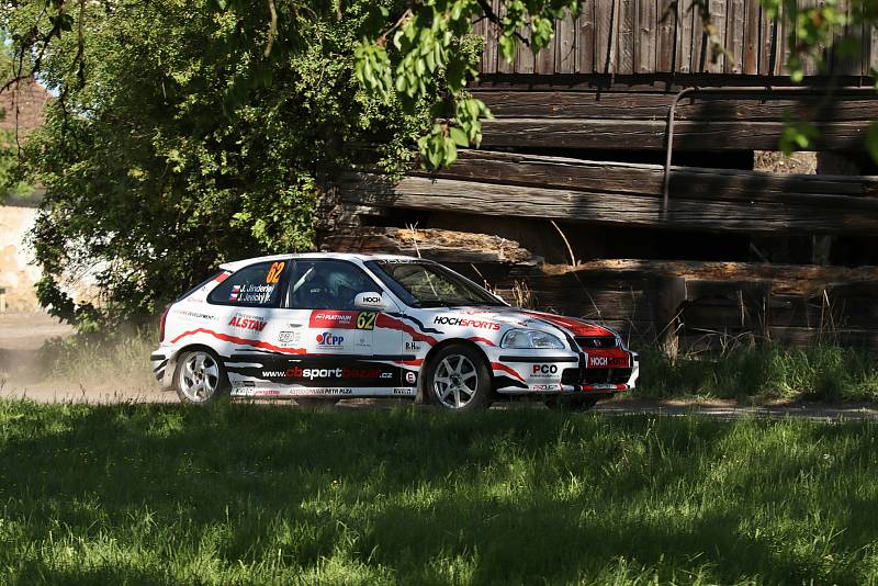 Jan Jinderle s Jiřím Jevickým vyhráli svou třídu na Rallye Český Krumlov.