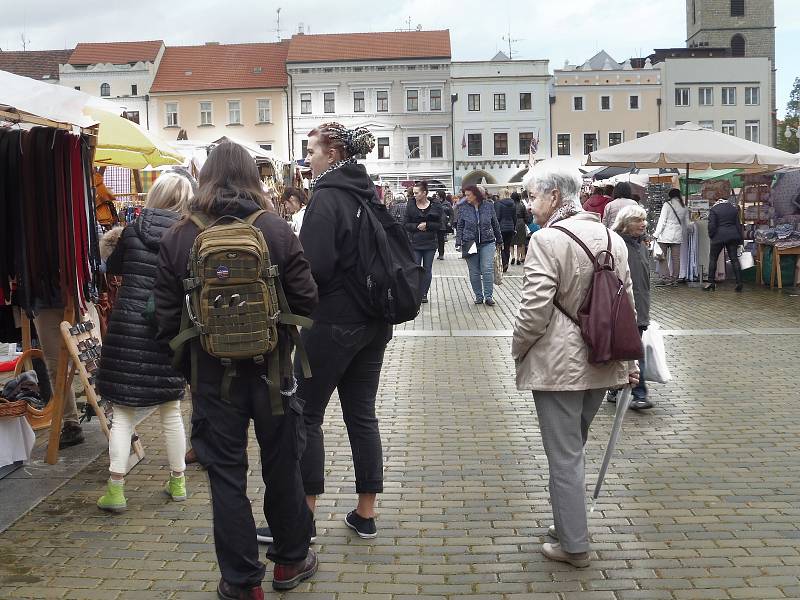 Švestkové trhy nabízejí rozmanitý sortiment.