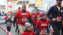 Sobotní běh v Českých Budějovicích NightRun odpoledne začal rodinných během FamilNutrend run.
