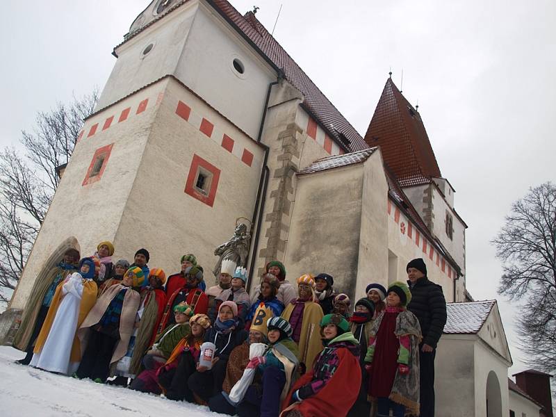 Na tříkrálovou koledu se v sobotu vydali dobrovolníci v Horní Stropnici.