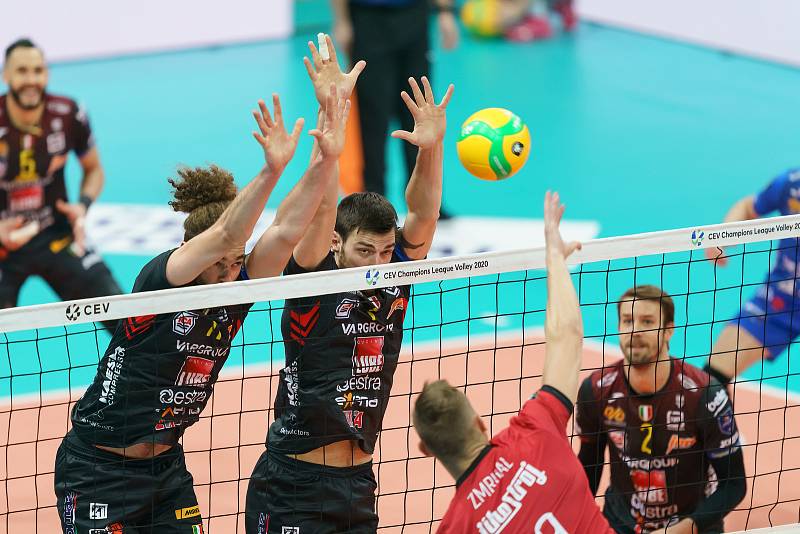 České Budějovice vybojovaly v utkání  s italským týmem Lube Civitanova jeden set.