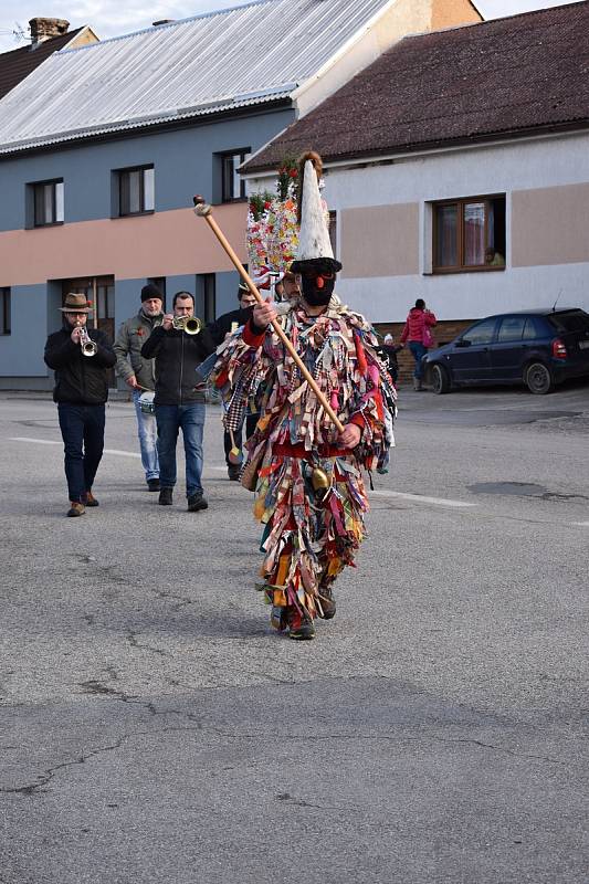 V sobotu se v Ločenicích uskutečnil tradiční Masopust.