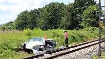 Tragická havárie se stala na železničním přejezdu u Nedabyle na Českobudějovicku. Vyžádala si lidský život.
